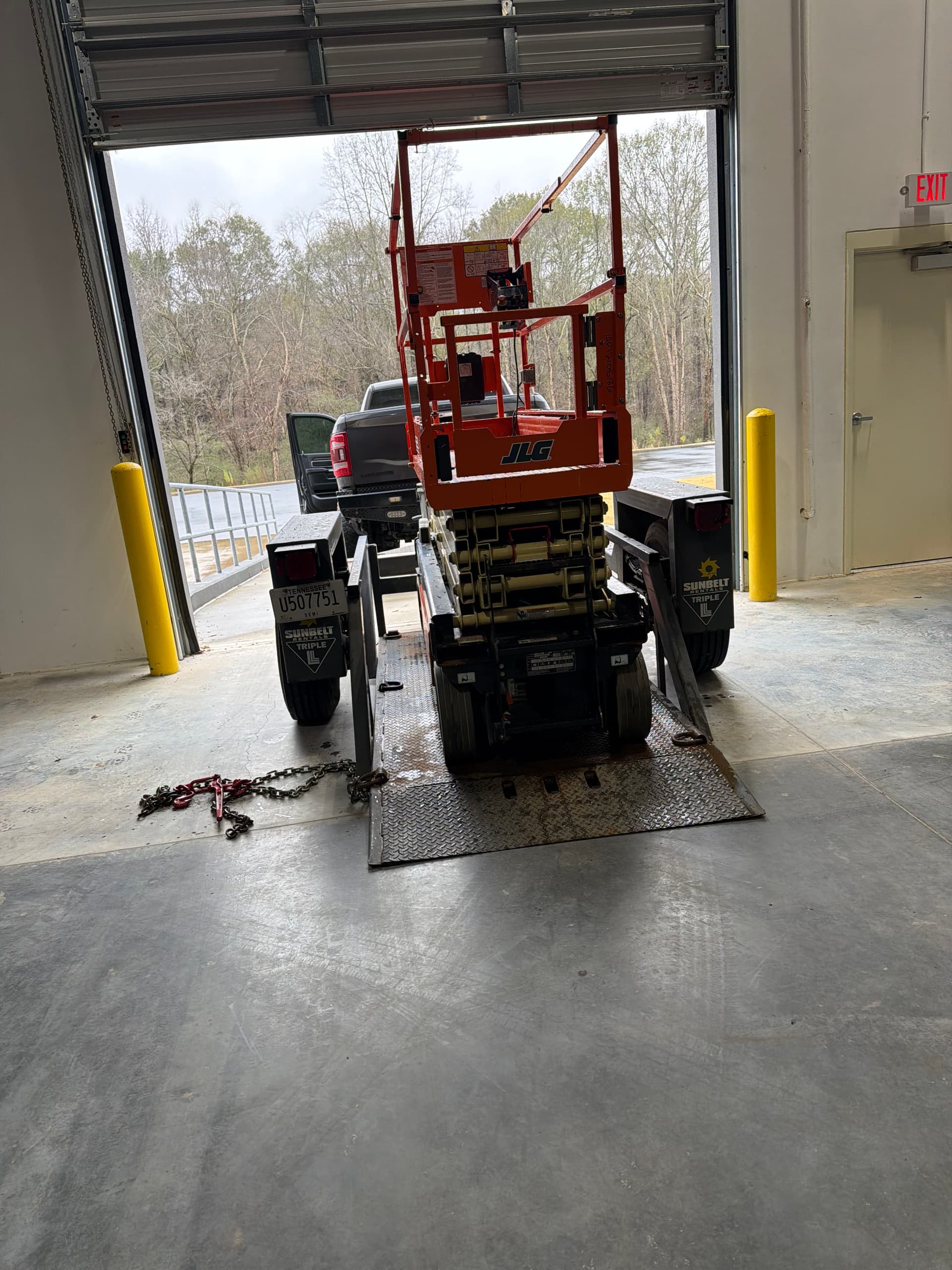 Gallery photos for Warehouse Bay Door Electrification: Image #3